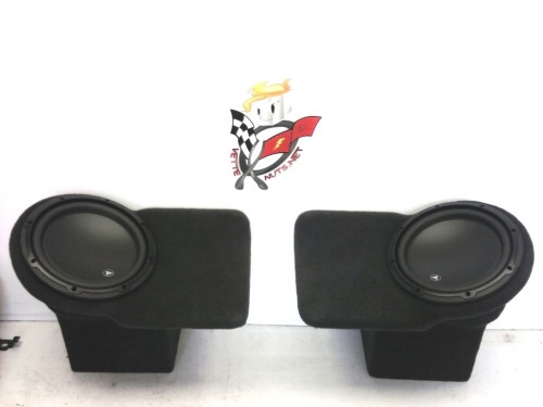 VetteNuts C6 Corvette Fiberglass Corner Sub Boxes VetteNuts C6 Corvette Fiberglass Corner Sub Boxes