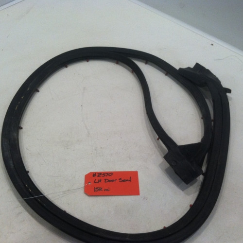 97-04 C5 Corvette Z06 LH Driver Side Door Seal