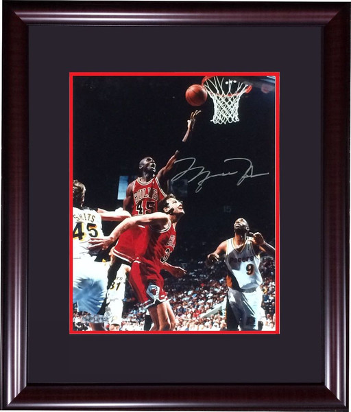 Michael Jordan in the paint
