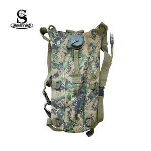 Shooters Gate Hydration Backpack System With 2.5 Liter / 84 oz. Capacity Bladder – MWD