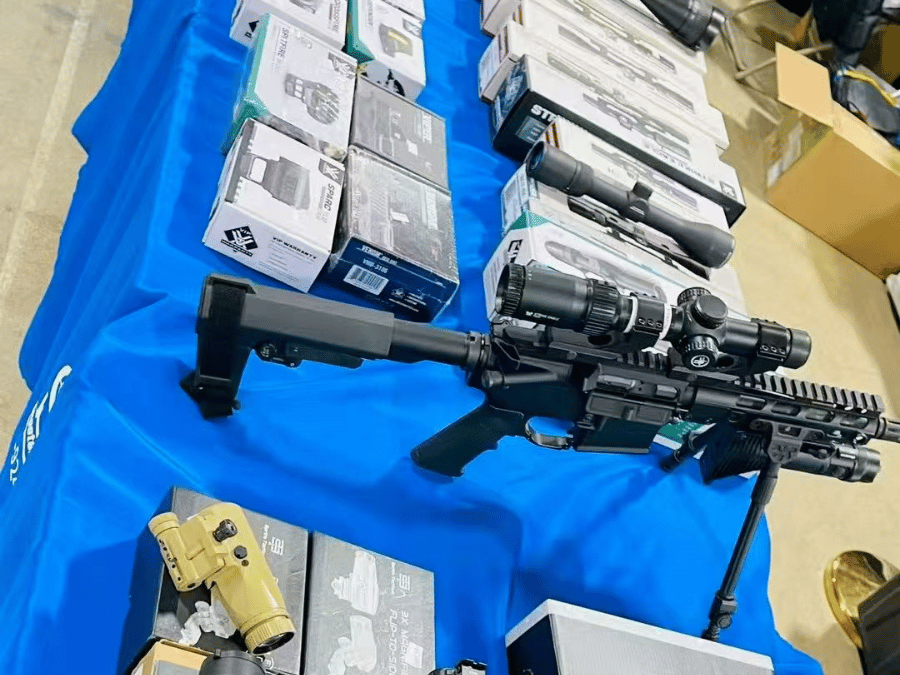 Shooters Gate Vortex gun show display