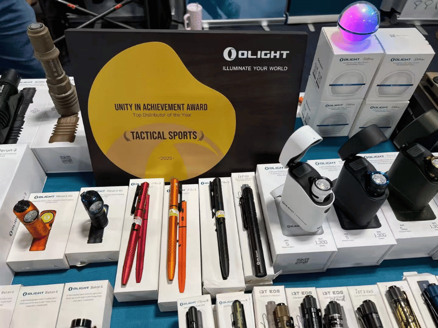 Shooters Gate Olight gun show display