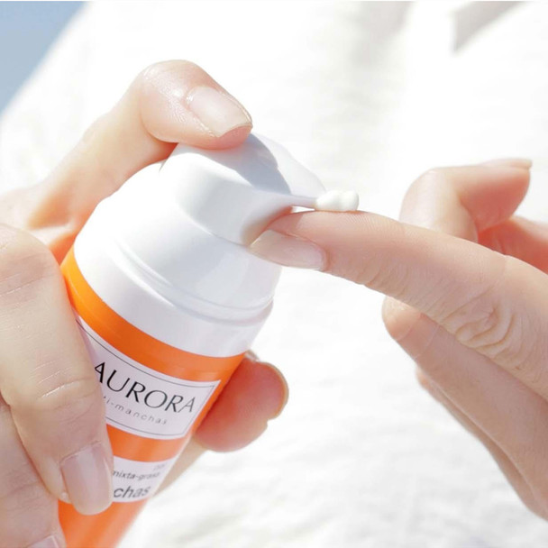 Bella Aurora Sunscreen Combination to Oily Skin SPF50 50ml