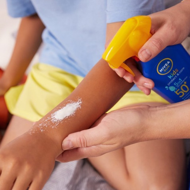 Nivea Sun Protect & Care Kids Spray FP50+ 250 ml
