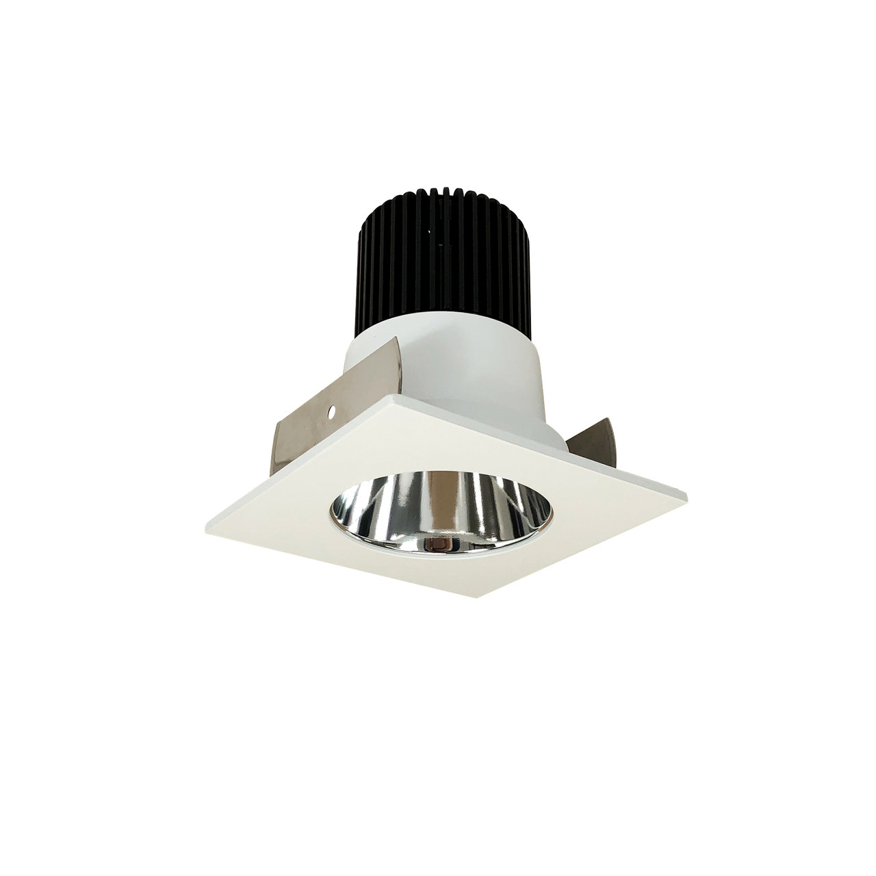 NIOB-2SNDC30QCMPW 2" Iolite LED Square Reflector With Round Aperture 10-DEG