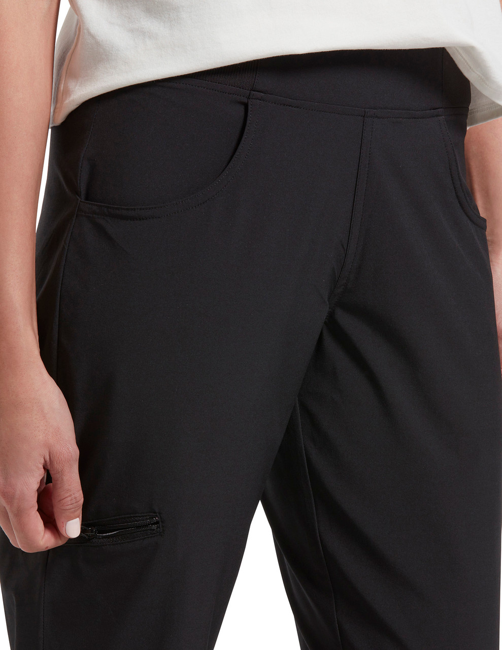 Onward Hybrid Zip Pocket Leggings