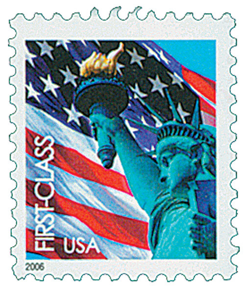 3965  - 2005 39c Statue of Liberty and Flag, 11 1/4 perf