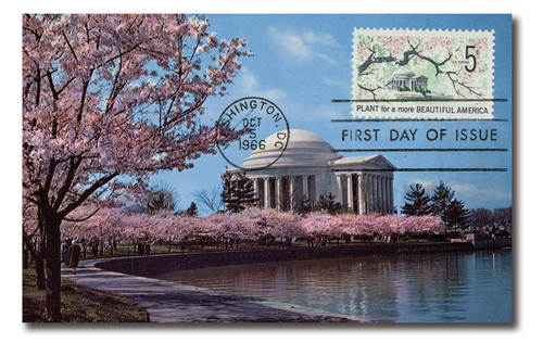 AC560  - 10/5/1966, USA Postcard #1318, The Jefferson Memorial at Cherry Blossom Time