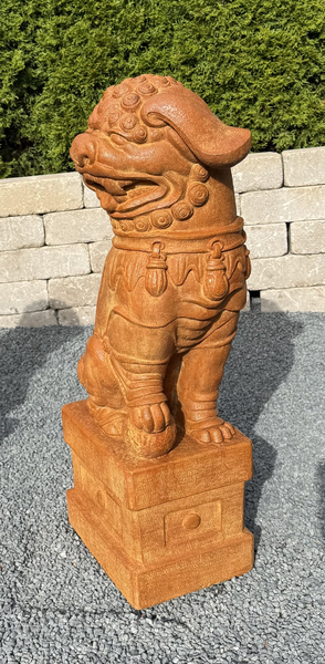 31" Large Foo Dog (Facing Right)