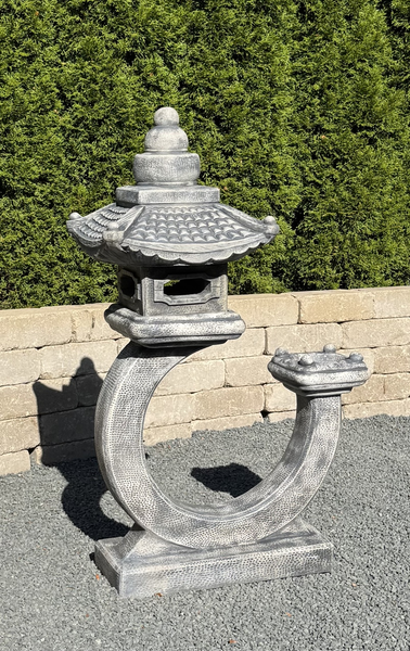 40" Curved Great Pagoda Lantern