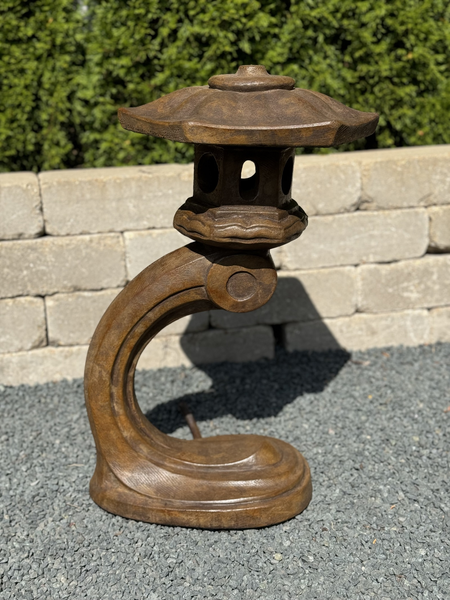 24" Medium Cantilevered Lantern