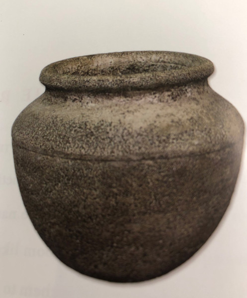 15" Queen St. Jardiniere