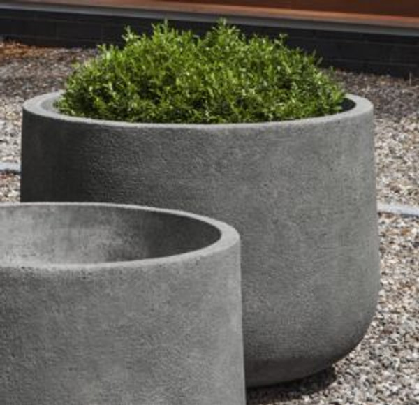 19" Tribeca Planter, Medium