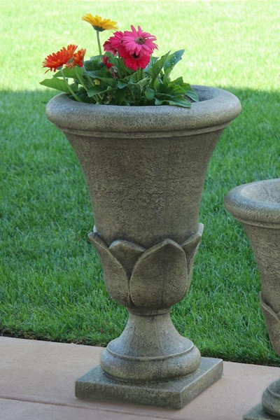 32" Frangelica Urn
