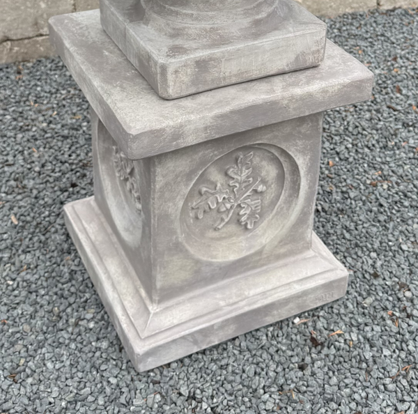 14" Leaf Motif Pedestal