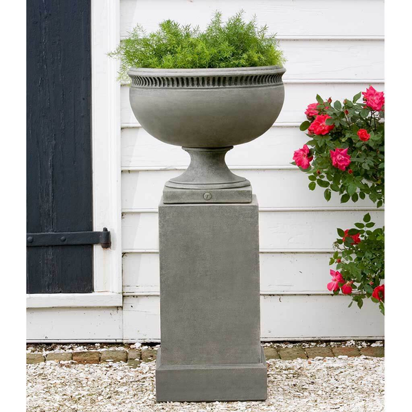 41" Wburg Tayloe House Urn w/ Classic Tall Pedestal