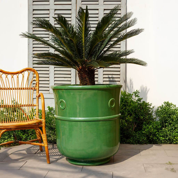 32" St. Tropez Planter, Erin Green
