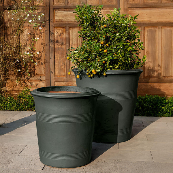 31" Las Palmeras Planter, Graphite