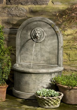 41" Lion Wall Fountain
