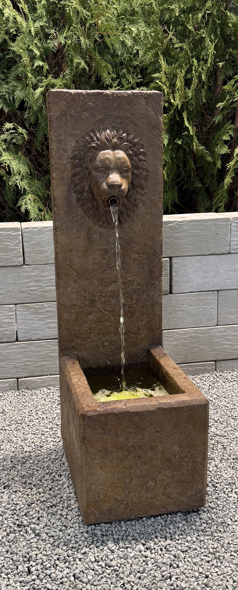 39" Lion Single Spout Fountain