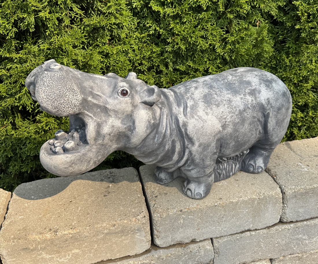 14" "Hippie" the Hippo (Piped)