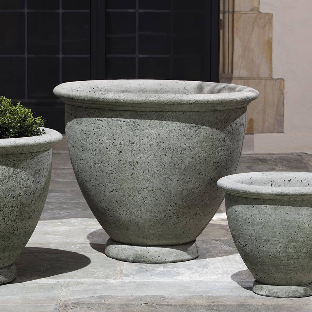 25" Berkeley Large Planter