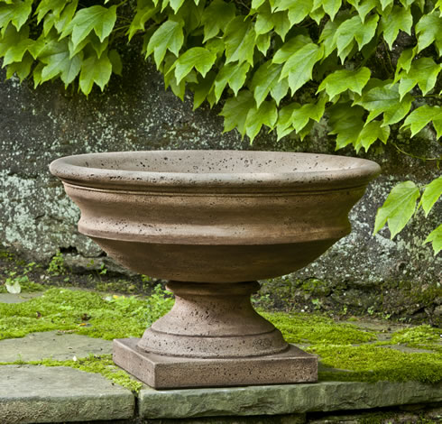18" Newberry Urn