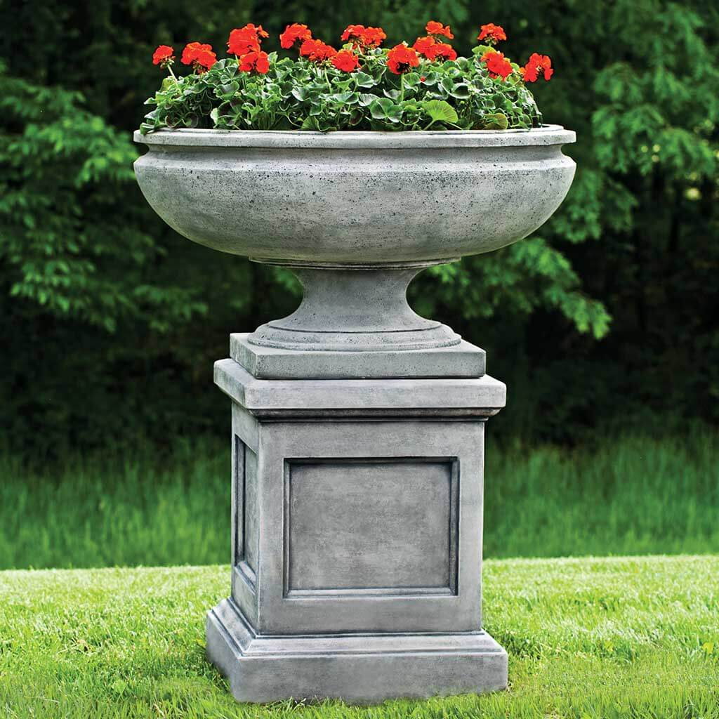 22" St. Louis Planter
