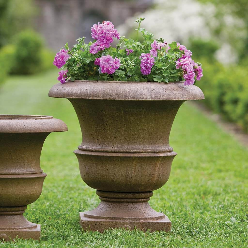 Campania Williamsburg Wren Planter - Thumbnail 2