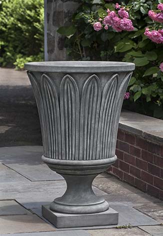 34" Las Palmas Urn