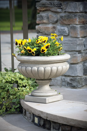 16" Milano Urn