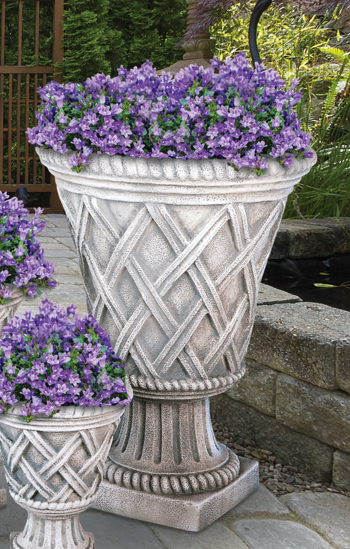 36" Large Tudor Weave Pedestal Planter