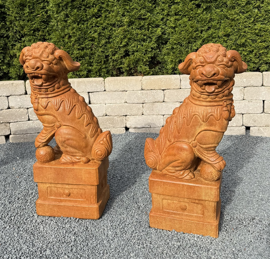 31" Large Foo Dog (Facing Left)