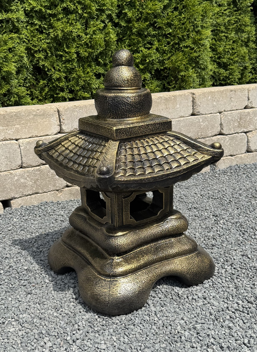23" Medium Great Roof Pagoda Lantern
