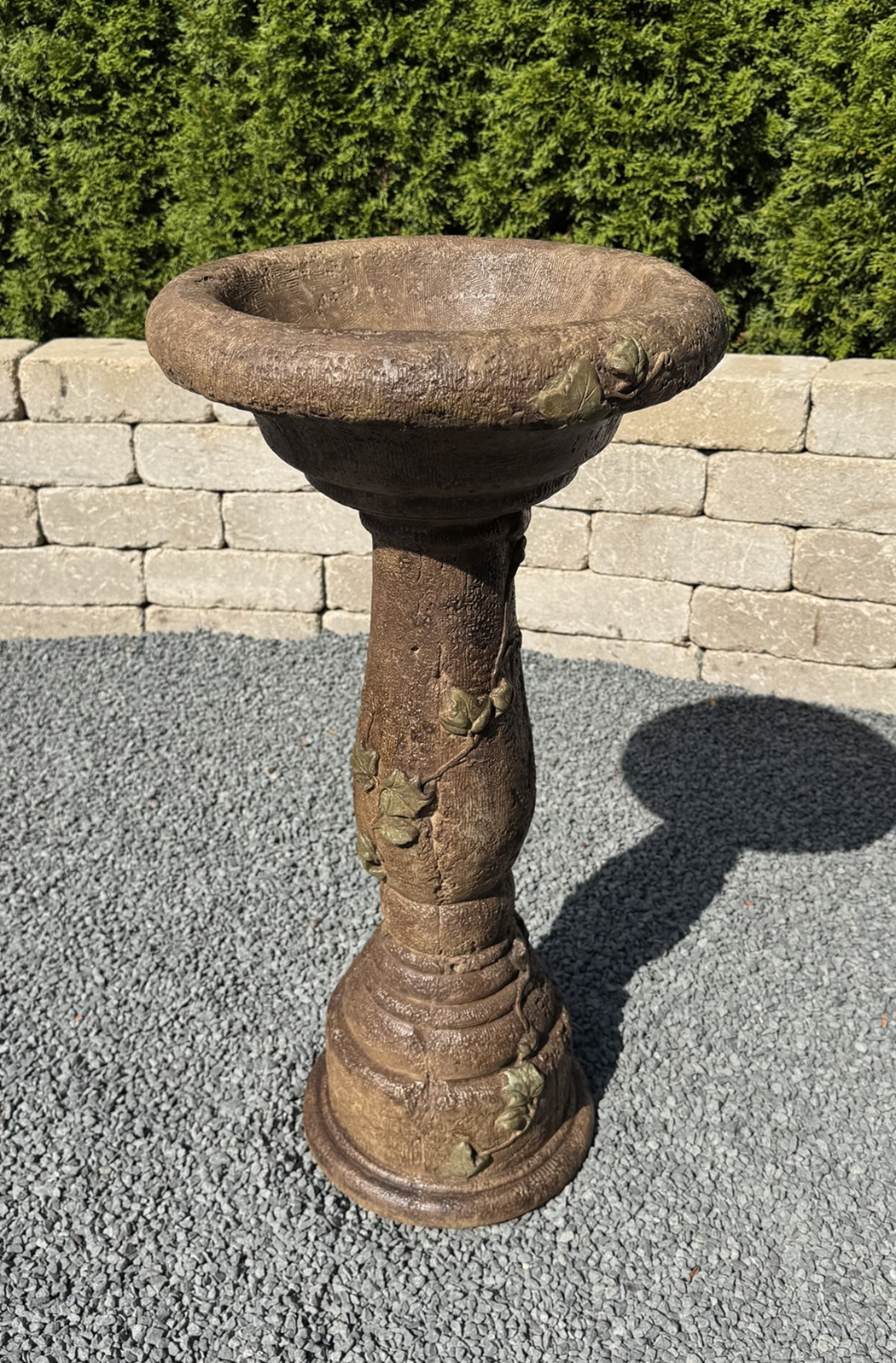 30" Vine Birdbath
