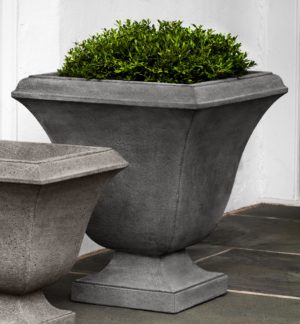 Campania Trowbridge Urn