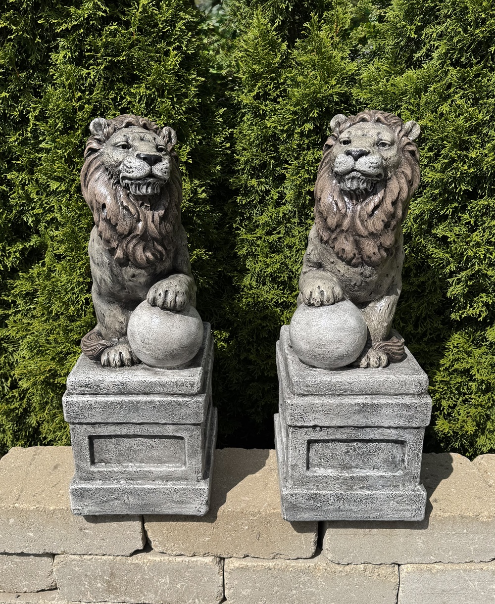 25" Castle Lion on Orb (Facing Left)