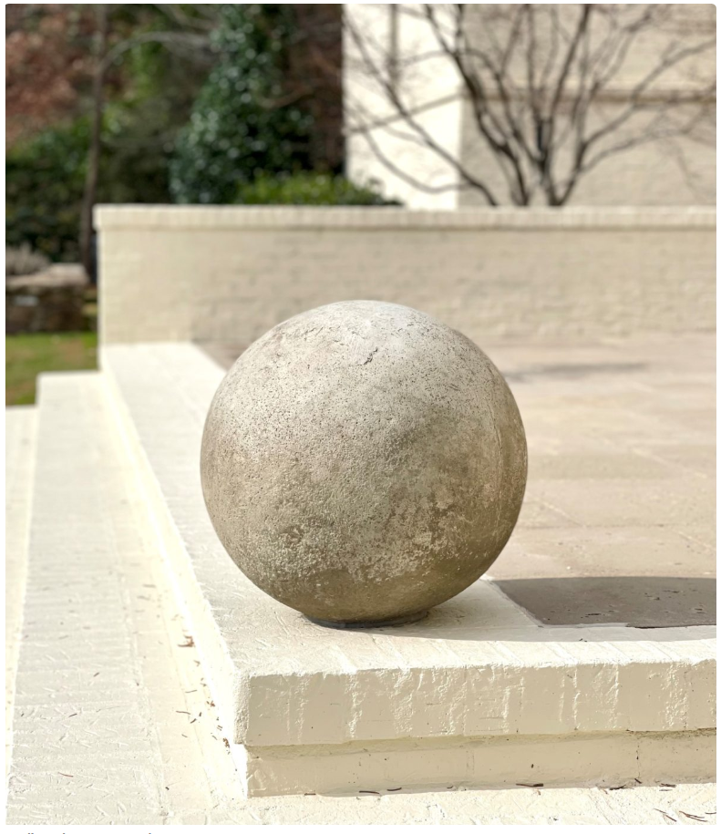 15" Orb (Staked)