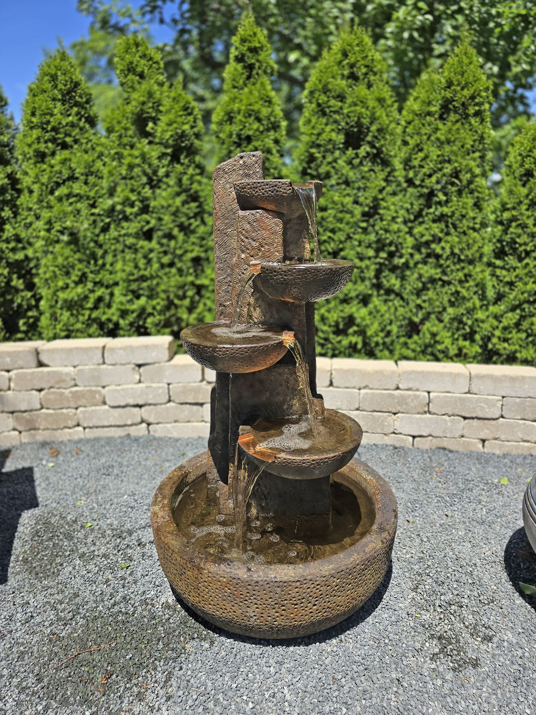 Henri Studio Yosemite Fountain - Thumbnail 2
