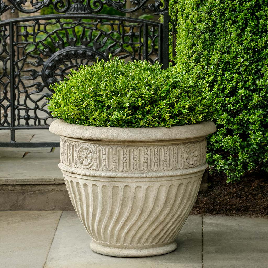 21" Trumbauer Planter
