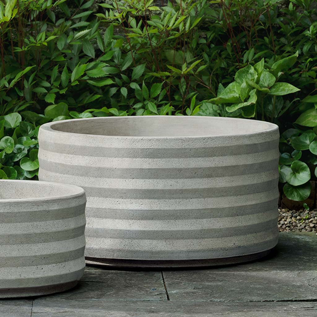 33" Conica Cylinder Planter