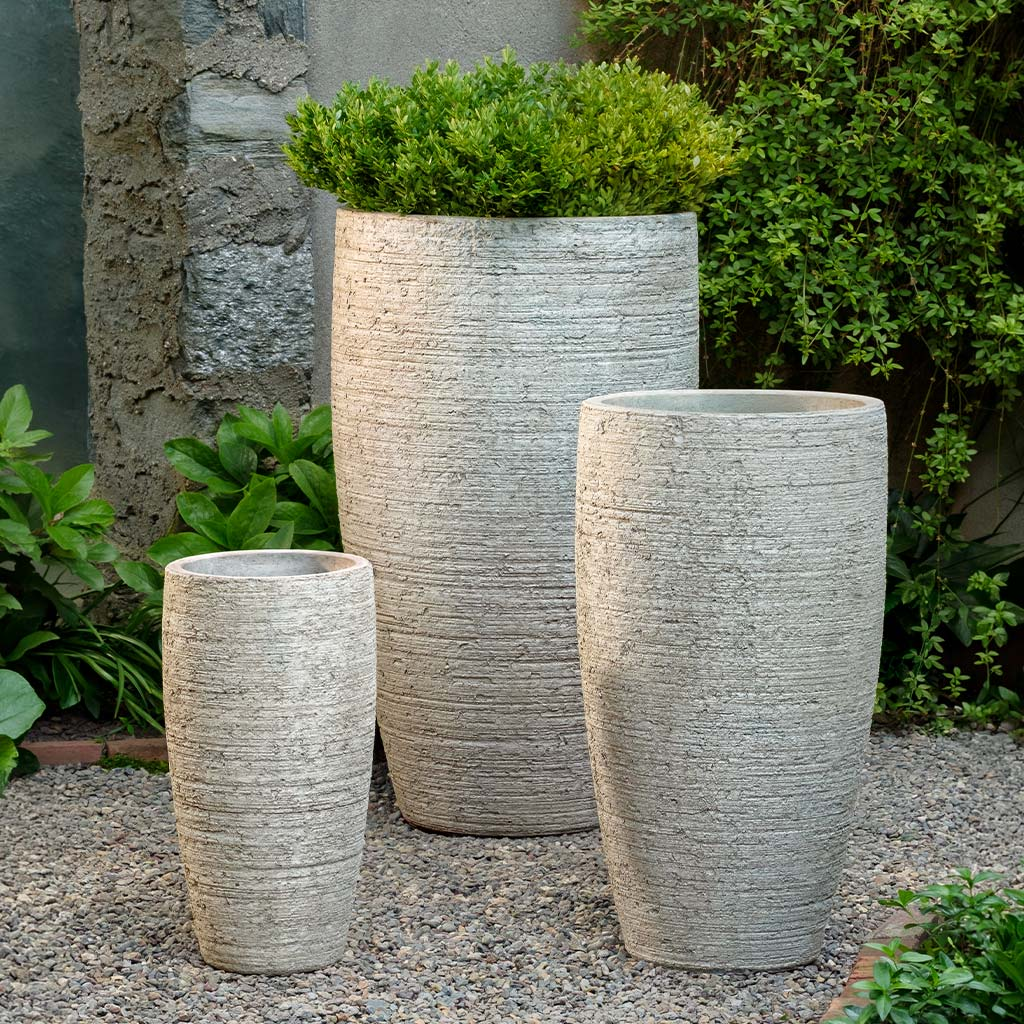 32" Las Rocas Planter