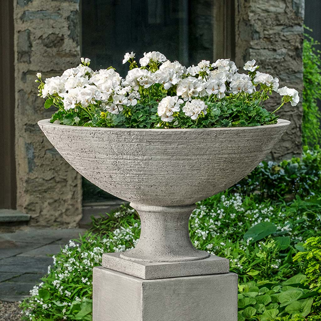 20" Clarendon Urn, Large