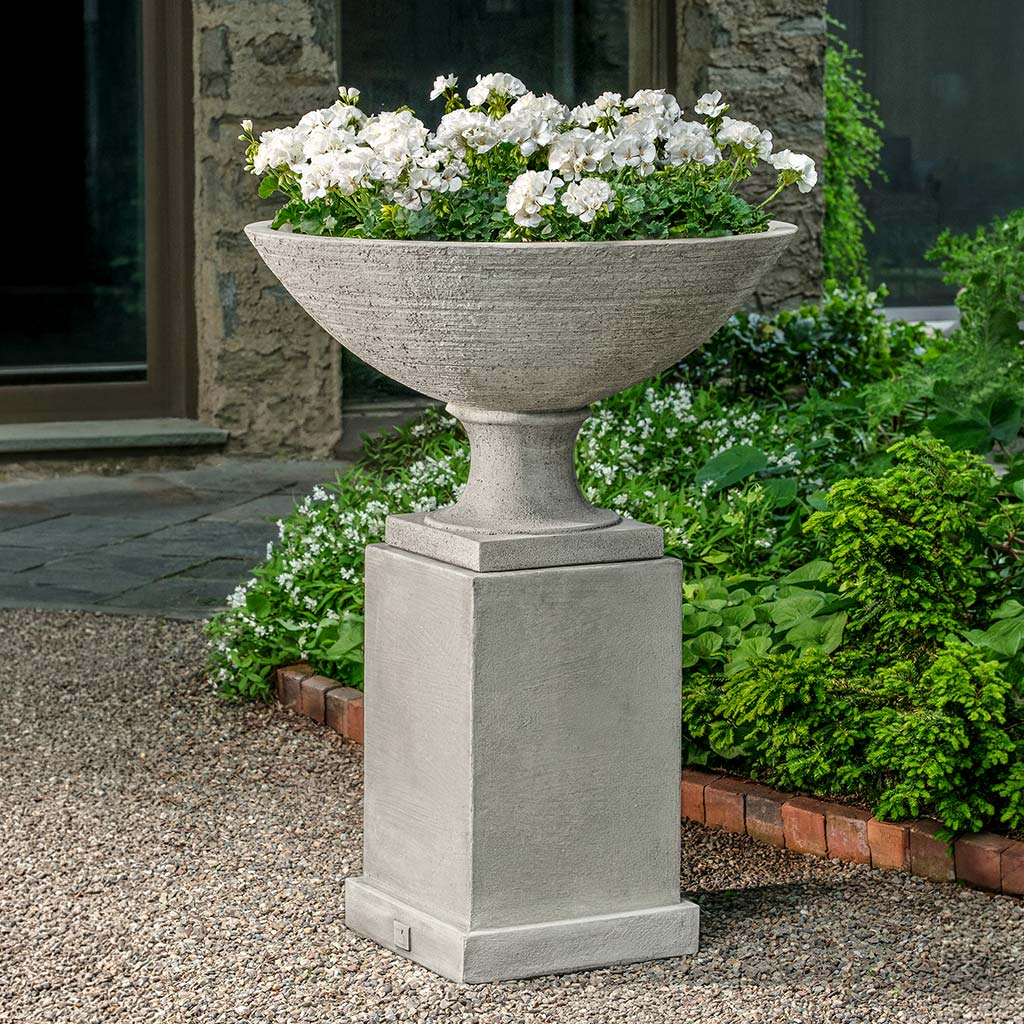 20" Clarendon Urn, Large