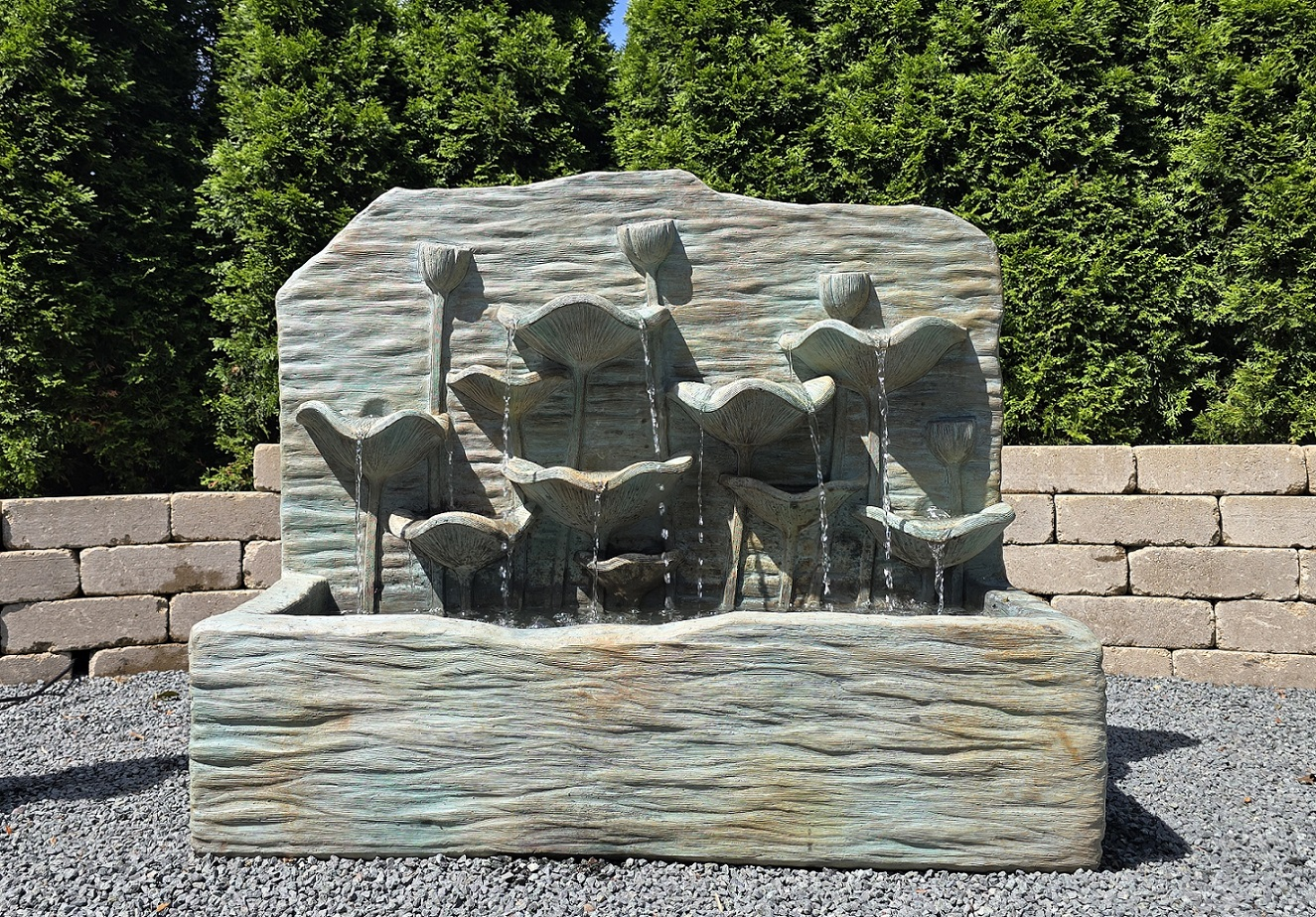 34" Wall of Lilies Fountain