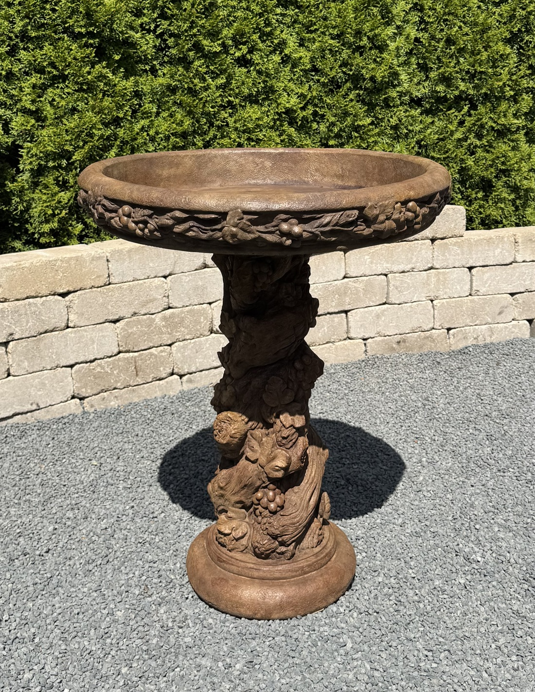 31" Large Grapevine Birdbath
