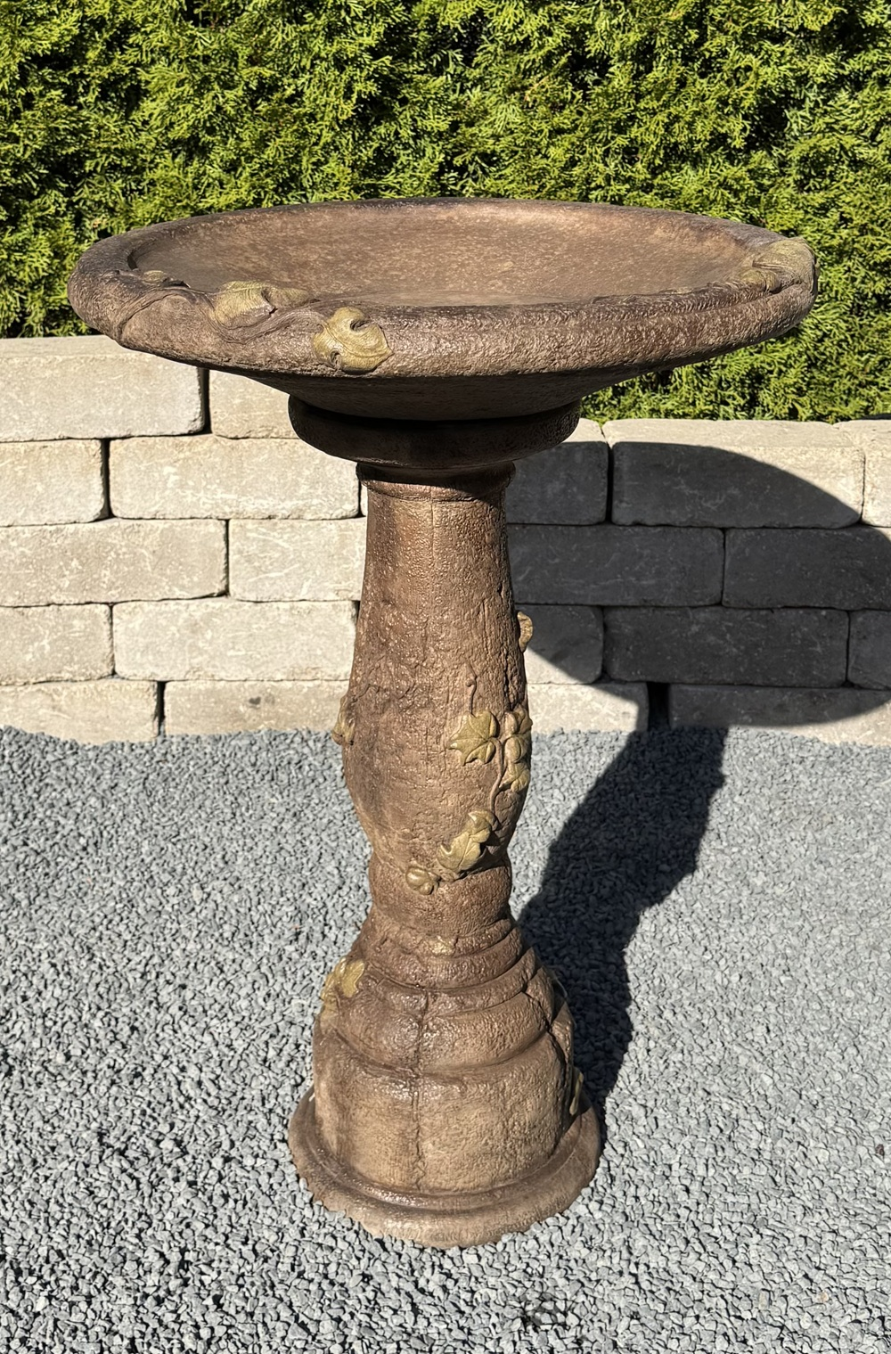30" Wide Vine Birdbath
