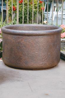 BUY 48" Urban Round Planter - Massarelli Concrete Planters - Four Seasons  Garden Art