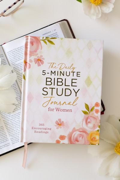 The 5-Minute Bible Study Journal for Women: Mornings in God's Word [Book]