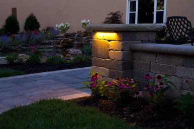 Warm White Hardscape Light 6" - 2 Watt